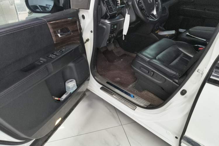 Used Honda Elysion 2016 2.4L Luxury Edition
