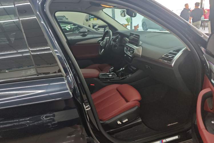 Used BMW iX3 2022 Leading Type Right Front Seat