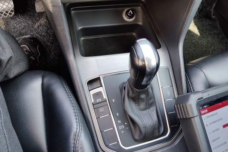 Used Volkswagen Golf Sportsvan 2016 1.6L Automatic Comfort Model