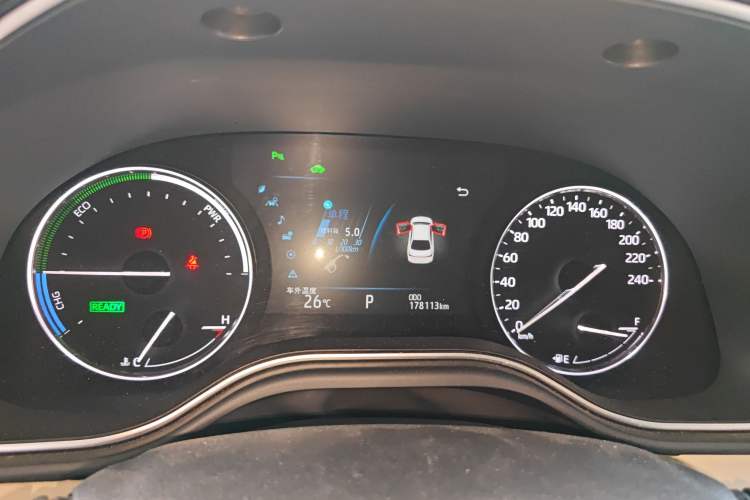 Used Toyota Avalon 2019 Dual-Engine 2.5L Luxury Edition China VI Standard