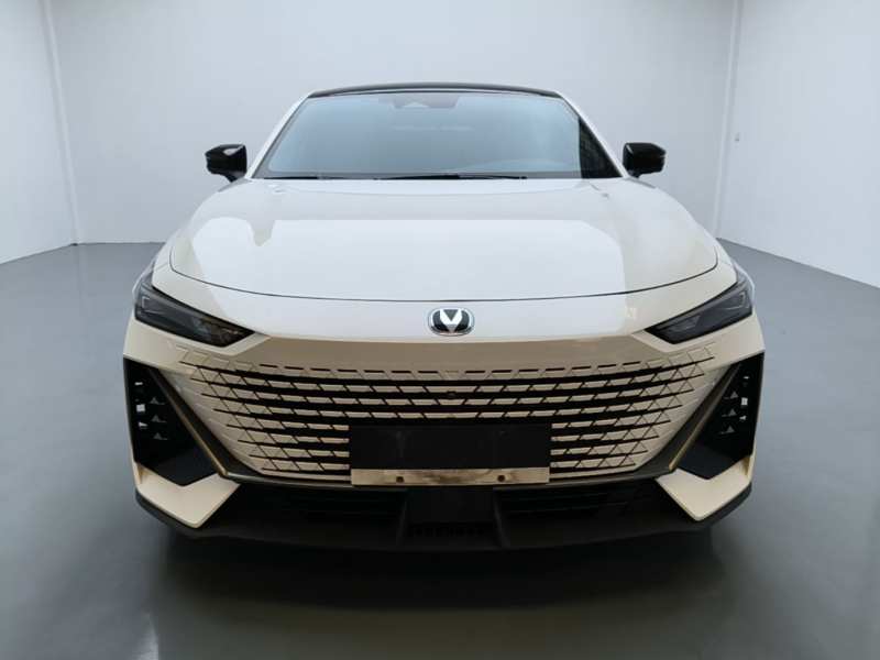 Used CHANGAN UNI-V 2022 1.5T Smart Navigation Version — 2
