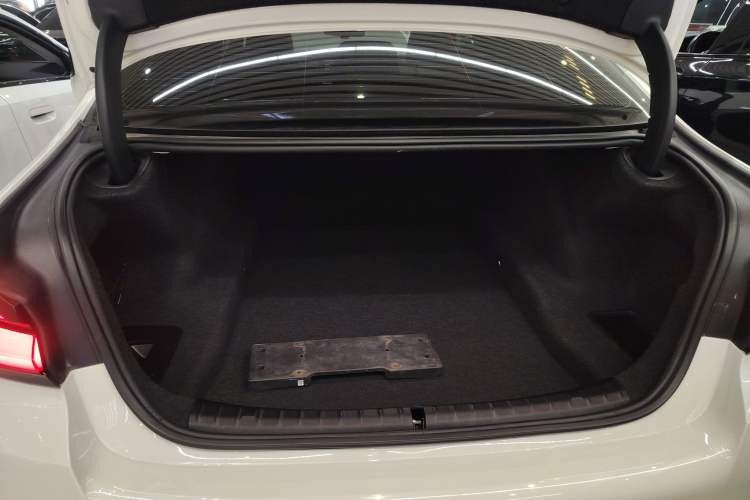 Used BMW 5 Series (Import) 2021 525i M Sport Package