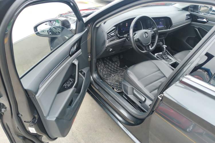 Used Volkswagen Sagitar 2021 280TSI DSG Comfort Connect Edition Driver Seat