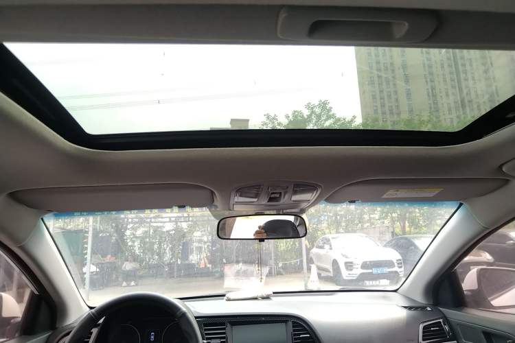 Used Hyundai Elantra (6th Generation / Lingdong) 2016 1.6L Automatic ZhiXuan – Elite Version
