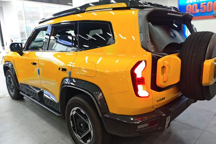 Used Deepal G318 2025 Worry-Free Cross-Country Edition Four-Wheel Drive Distant Mountains Version Exterior 3