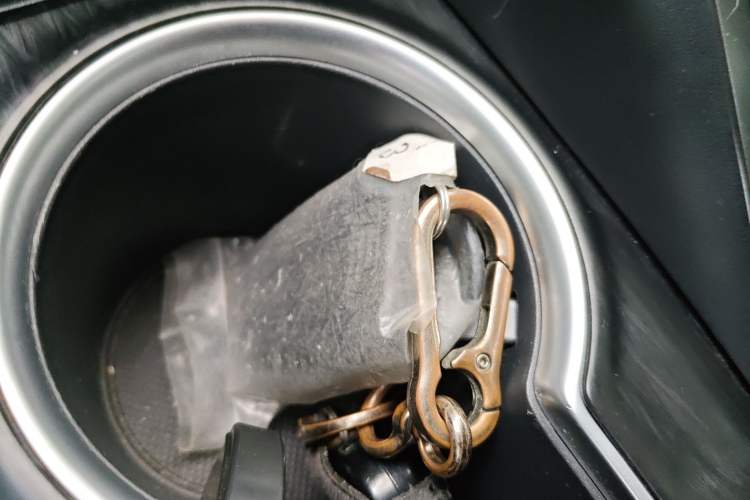 Used Toyota Camry 2022 2.0GVP Premier Edition
