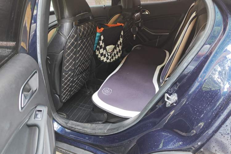 Used Mercedes-Benz GLA 2017 GLA 200 Sport Edition Left Rear Seat