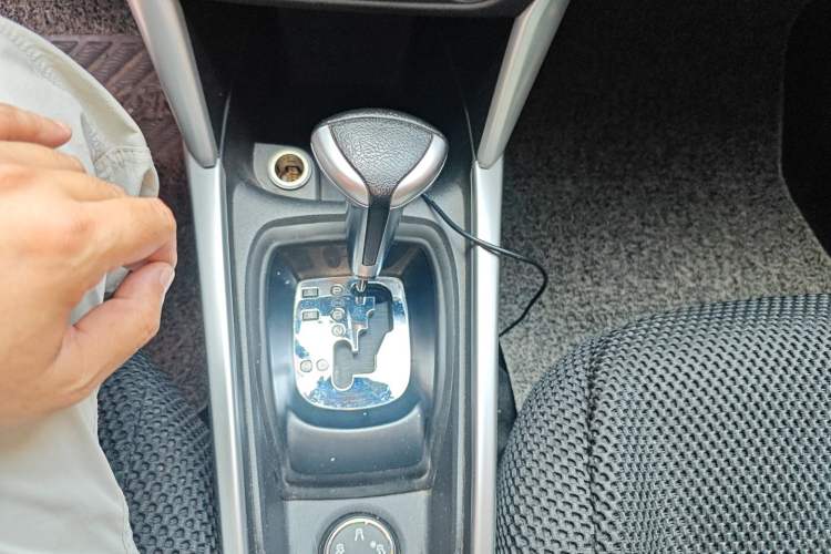 Used Citroen C3-XR 2015 1.6THP Automatic Pioneer Model Gear Lever