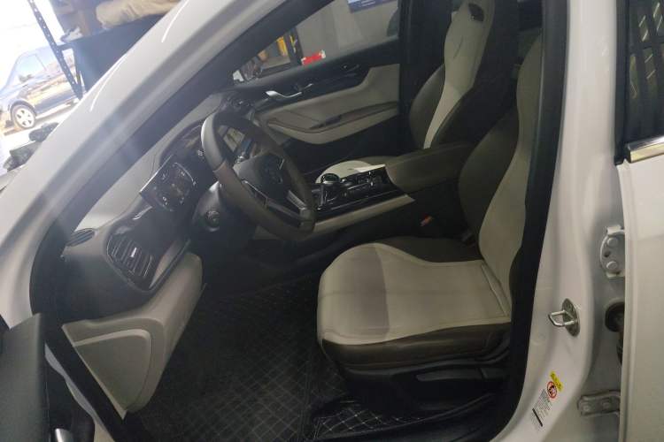 Used BYD Qin PLUS 2024 HONOR Edition DM-i 55KM Leading Model