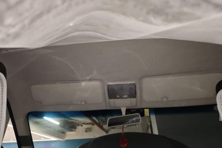 Used CHANGAN KAICHENG Ruixing M90 2018 2.0L Standard Edition Flat-Top Liftback 6-Seater 4G94S
