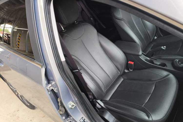 Used Buick Excelle GX 2018 18T Automatic Elite Model
