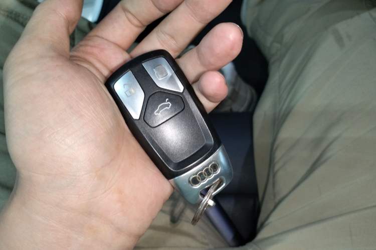 Used Audi A4L 2019 40 TFSI Fashion Version China V
