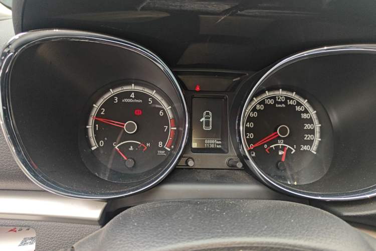 Used Venucia T70 2015 2.0L Manual RuiQu Version
