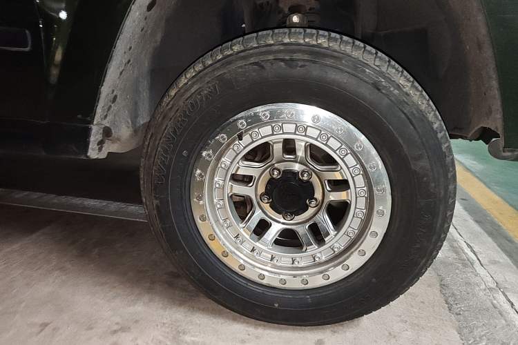 Used Jeep Grand Cherokee 2008 3.7L Right Front Wheel Hub