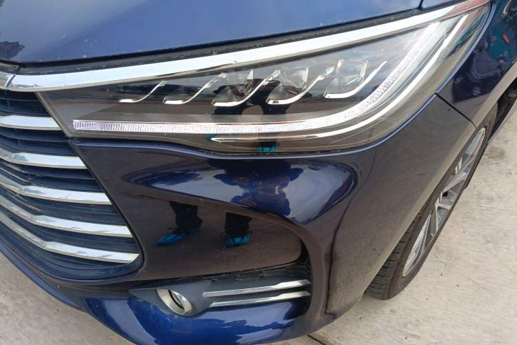 Used BYD Song MAX 2019 1.5T Automatic SmartConnect ZhiLian RuiDong Edition with 6 Seats China VI Standard