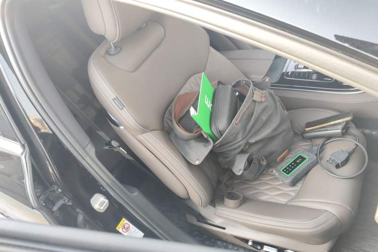 Used BYD Han 2022 EV Genesis Edition 715KM Front-Wheel-Drive Prestige Model
