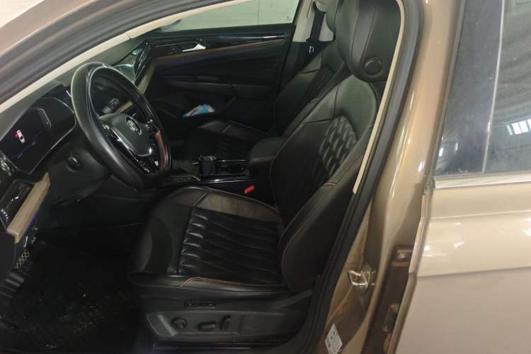 Used Volkswagen Passat 2019 330TSI Luxury Edition China V Standard