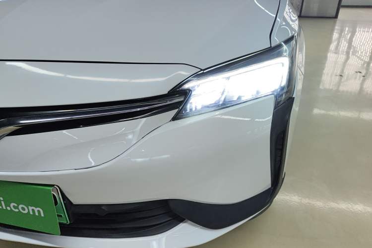 Used Buick Velite 6 2019 Connected Fashion Model
