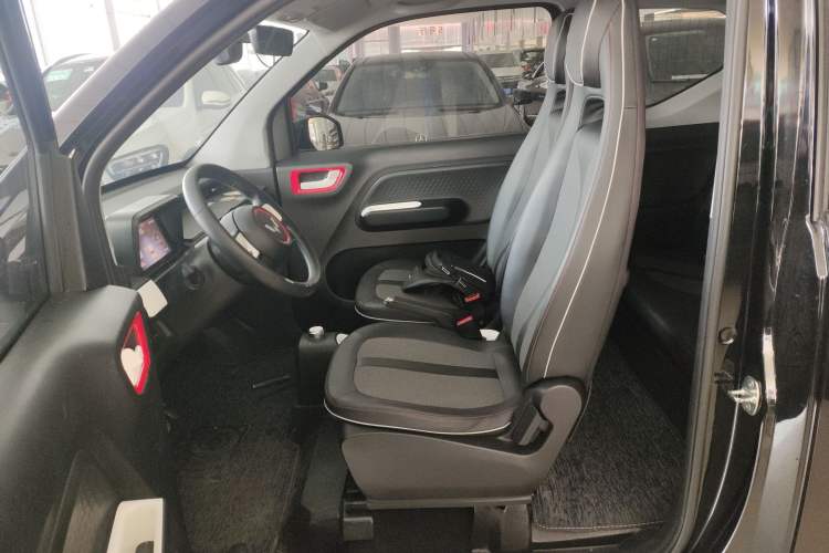 Used Wuling Hongguang MINIEV 2022 GAMEBOY 300km Enthusiast Model with Lithium Iron Phosphate