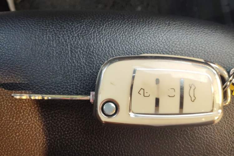 Used Geely Auto Vision X3 2020 1.5L Manual Elite Edition Vehicle Key