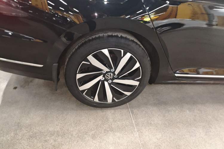 Used Volkswagen Passat 2023 330TSI Elite Edition
