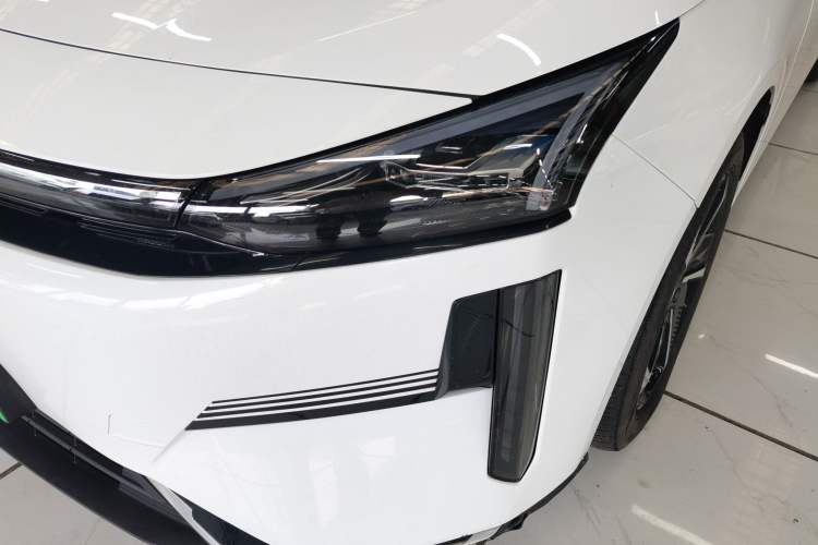 Used Geely Galaxy L6 2024 125km PLUS Dragon Edition Left Front Headlight