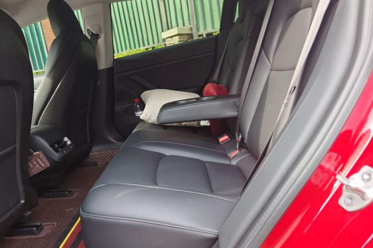 Used Tesla Model 3 2019 Long-Range All-Wheel-Drive Version