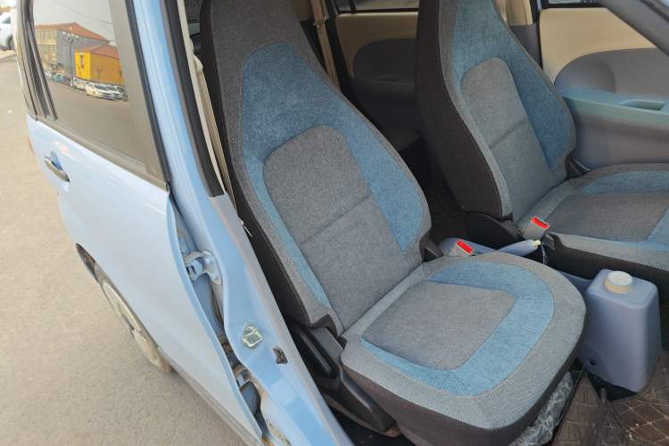 Used LINGBOX 2023 – Cai Wenji Edition
