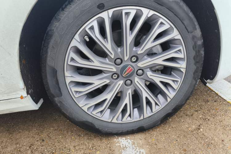 Used Hongqi H5 2023 2.0T Automatic Smart Connect Flagship Edition