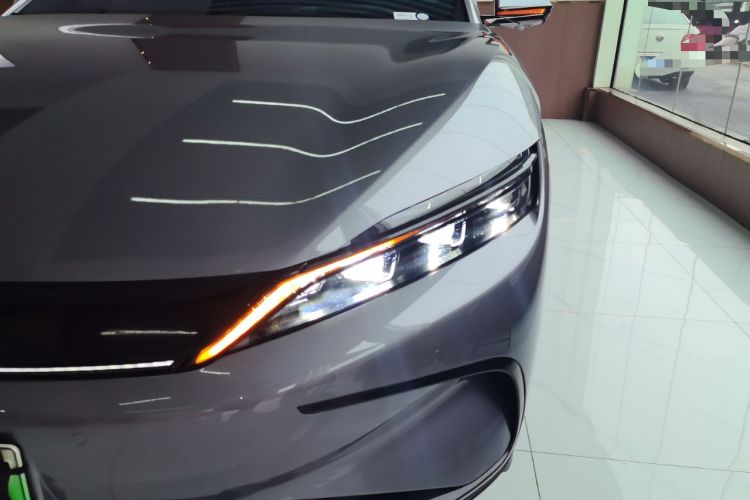 Used BYD Han 2022 EV Genesis Edition 715KM Front-Wheel-Drive Prestige Model
