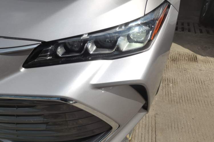 Used Toyota Avalon 2019 2.5L Ambition Version China VI Standard
