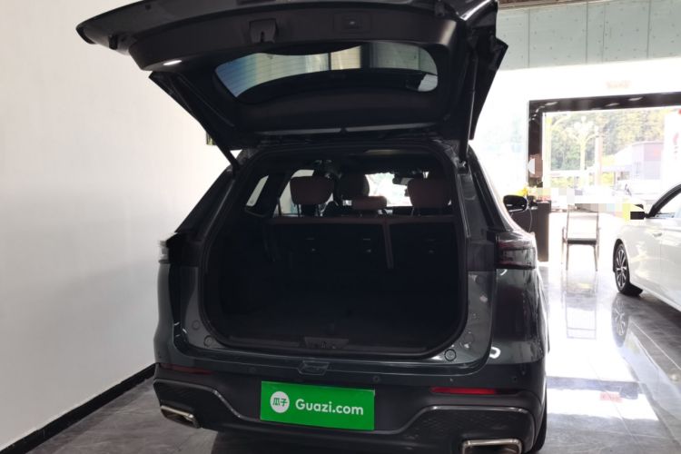 Used Chery Tiggo 8 PLUS 2025 290TGDI DCT Prestige 5-Seater
