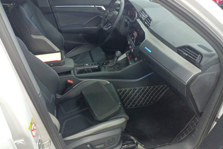 Used Audi Q3 2024 35 TFSI Fashion Dynamic Edition