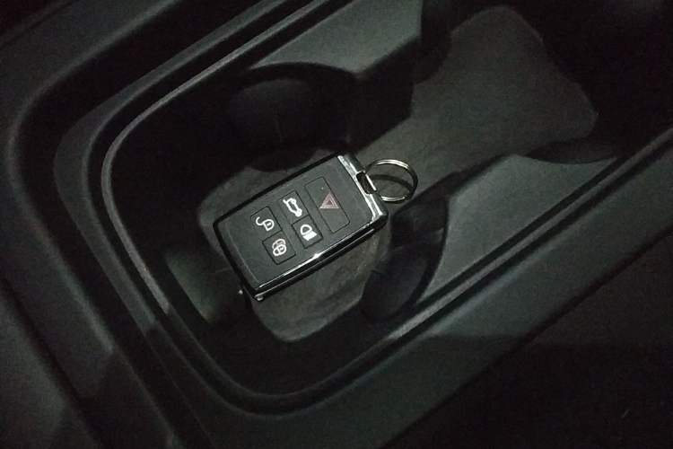 Used Land Rover Defender 2024 110 3.0T P400 Dark Edition
