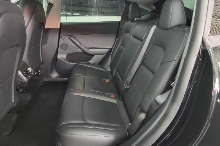 Used Tesla Model Y 2022 Rear-Wheel-Drive Version
