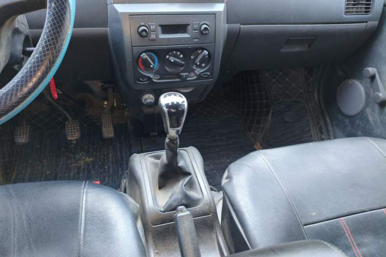 Used Wuling Rongguang Small Truck 2023 1.5L Double-Cab LAR Gear Lever