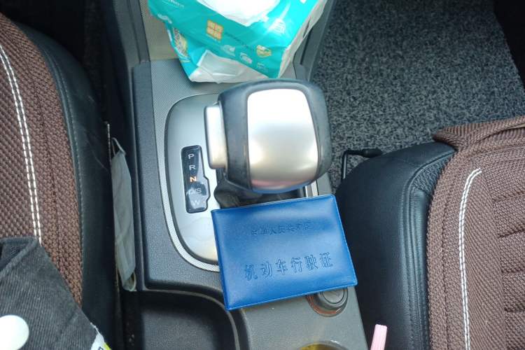 Used Roewe 350 2014 1.5L Automatic Xunyue Version Gear Lever