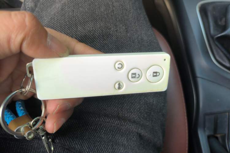 Used BYD G5 2014 1.5TI Manual Luxury Edition