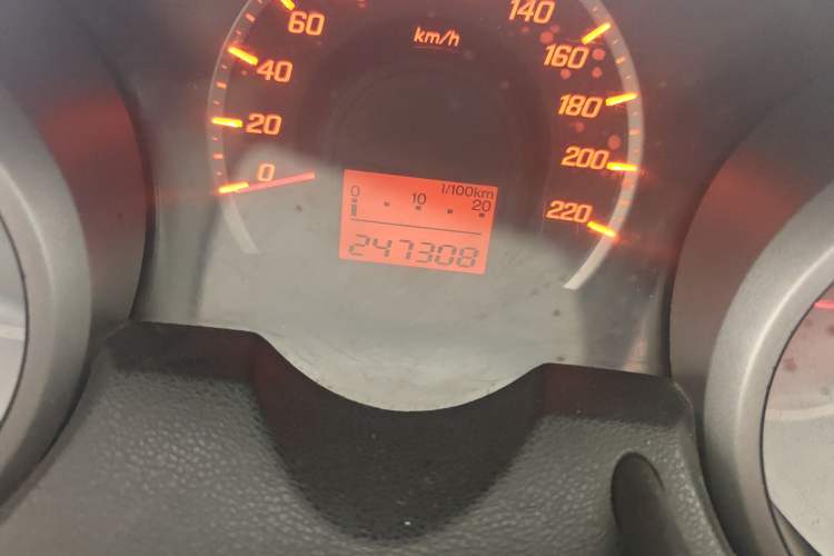 Used Honda Fit 2011 1.3L manual Comfort version
