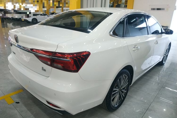 Used Roewe i6 2020 PLUS 1.6L CVT 4G Connected Glory Flagship Edition
