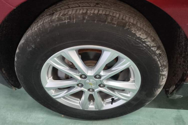 Used Chevrolet Equinox 2017 535T Automatic YuJie Edition Exterior 4