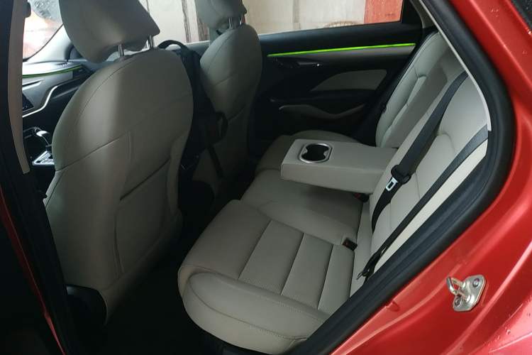 Used Geely Auto Binray 2018 14T CVT Binyi Edition
