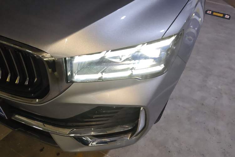 Used Geely Auto Monjaro L 2021 2.0TD DCT EVO Two-Wheel Drive Prestige Version Left Front Headlight