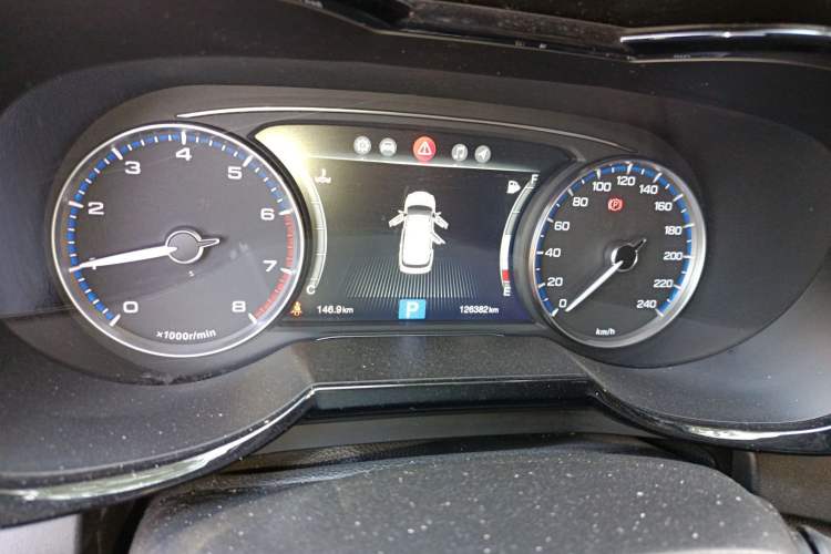 Used GAC Trumpchi GS7 2017 320T Two-Wheel-Drive Luxury Smart Connectivity Model
