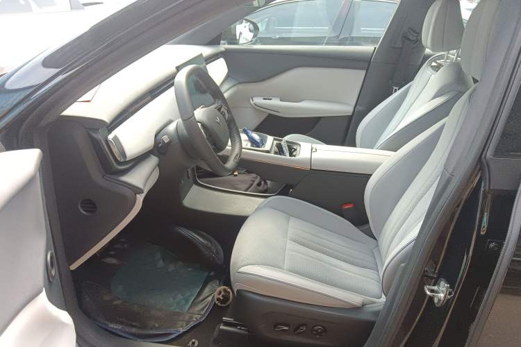 Used VOYAH COURAGE 2024 Long-Range Supercharge Edition Left Front Seat