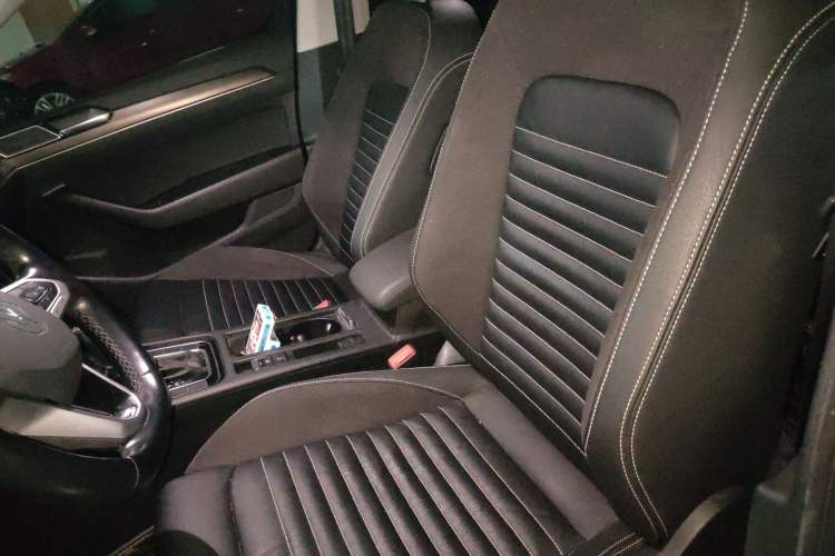 Used Volkswagen Magotan 2020 330TSI DSG Leading Model Left Front Seat