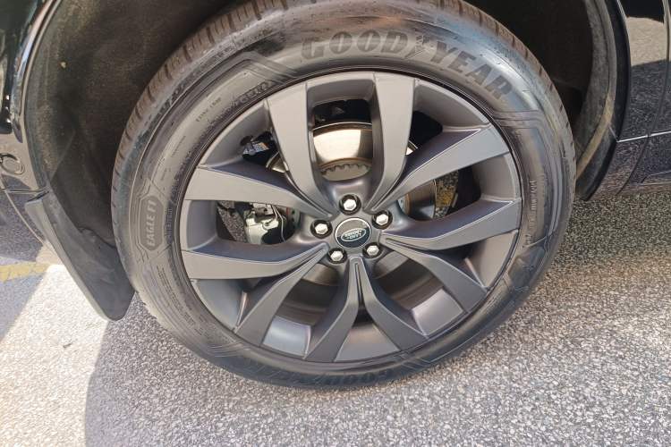 Used Land Rover Discovery Sport 2025 249 PS Explorer Special Edition