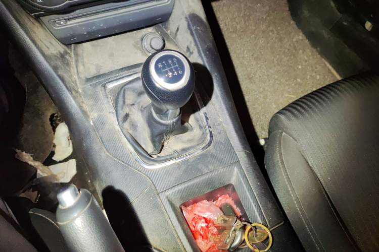 Used Mazda 3 Axela 2016 Sedan 1.5L Manual Comfort Model
