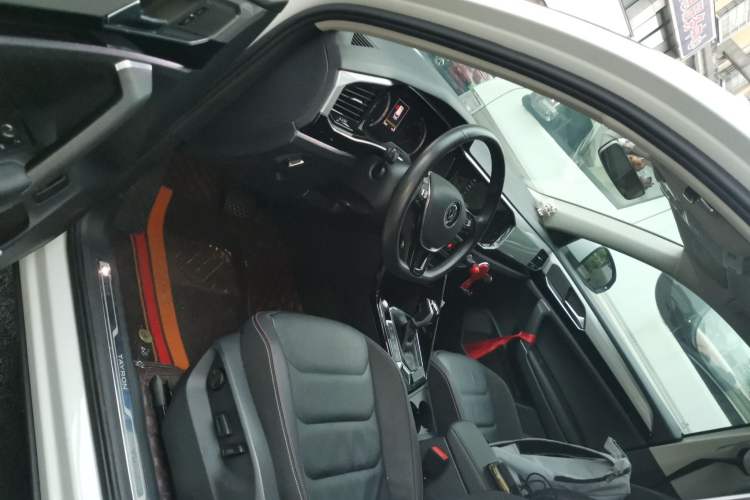 Used Volkswagen Tayron 2021 330TSI Two-Wheel Drive Luxury Smart Connectivity Version