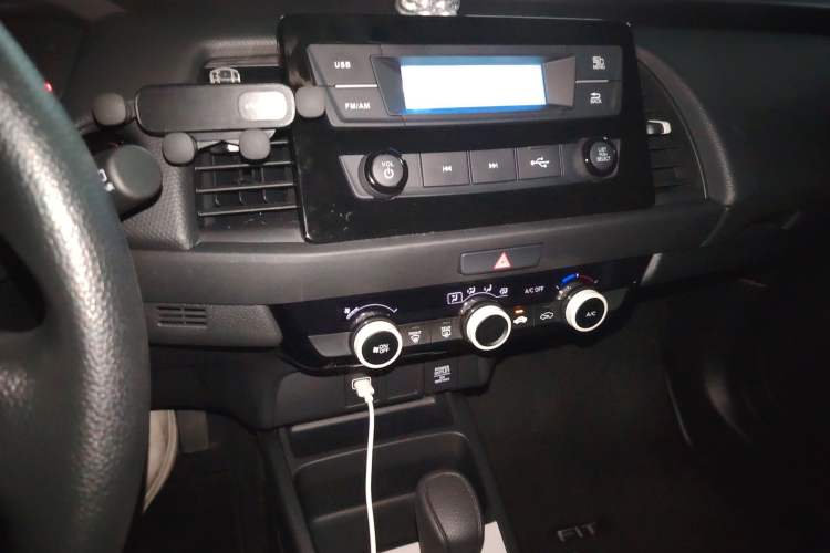 Used Honda Fit 2023 1.5L CVT Trend Edition Audio And AC Panel